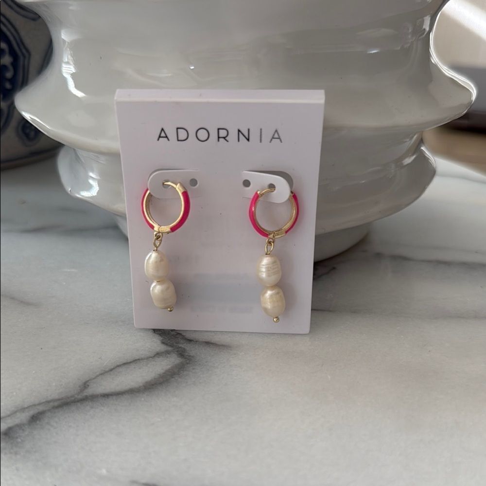 NWT Adornia Earring